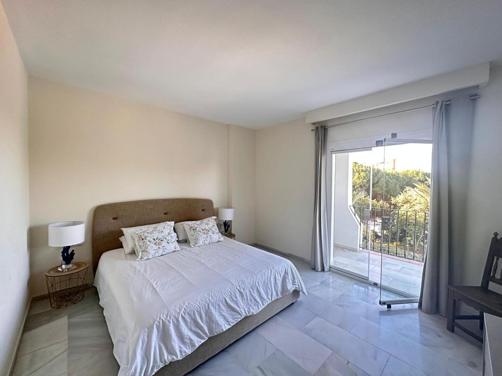 Cabopino N Apartment Marbella Exterior photo